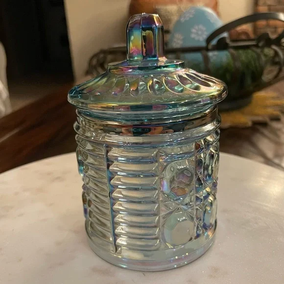 Vintage Indiana Glass Windsor Royal Brighton sugar bowl with a lid. - Picture 3 of 17